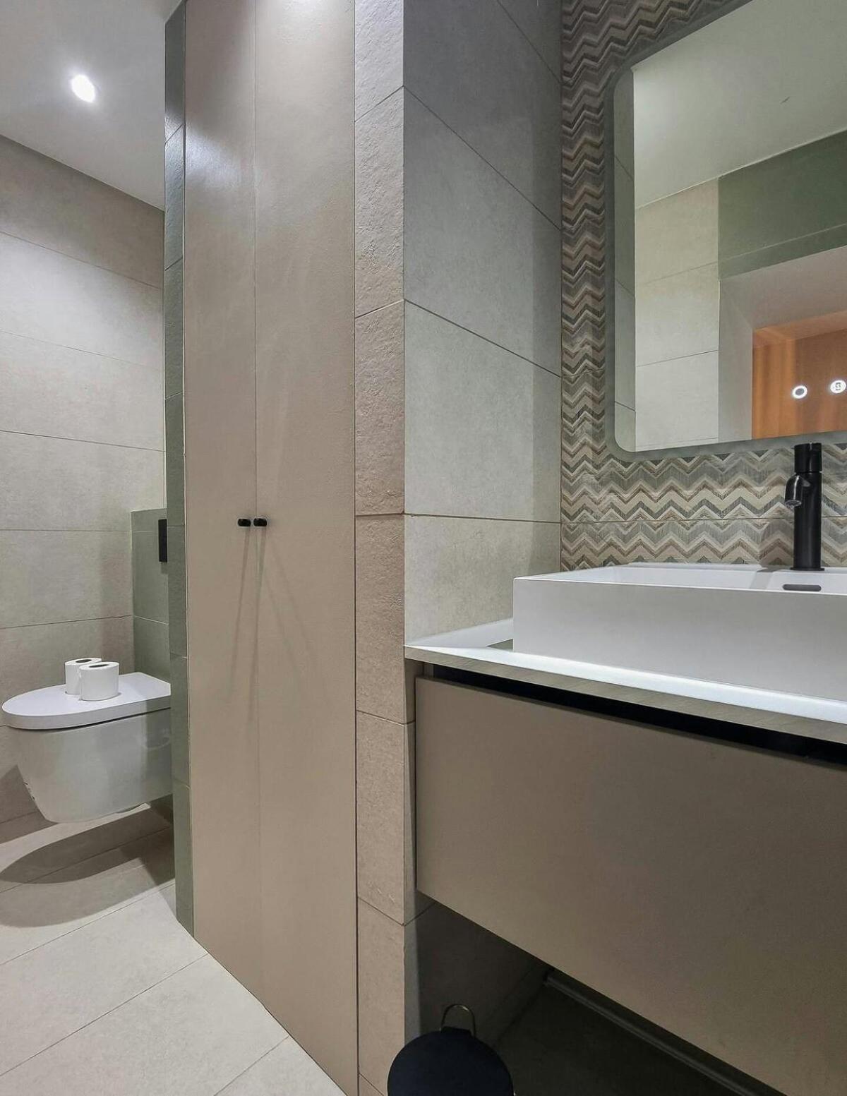 Angleterre 3 - Centre - 3 Pieces 2 Sdb Appartement